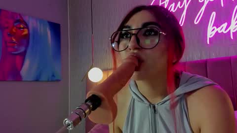 Cherry online show from October 10, 2025, 1:32 pm