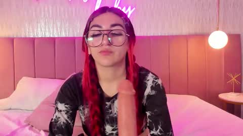 Cherry online show from October 23, 2025, 1:43 pm