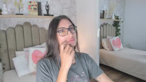 Cherry online show from September 14, 2025, 12:59 pm