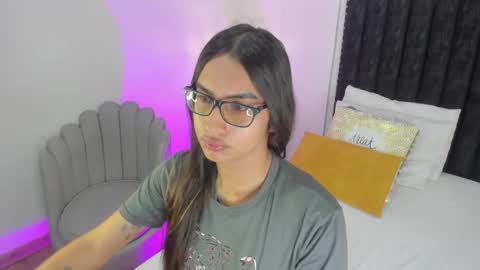 Cherry online show from December 21, 2025, 12:34 pm