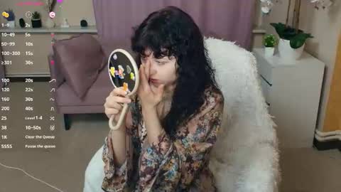 Isabel online show from June 25, 2026, 7:07 pm
