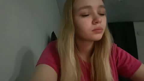 Snapshot of cherryleija chatting on May 11, 2026, 6:38 pm Lei online show from May 11, 2026, 6:38 pm