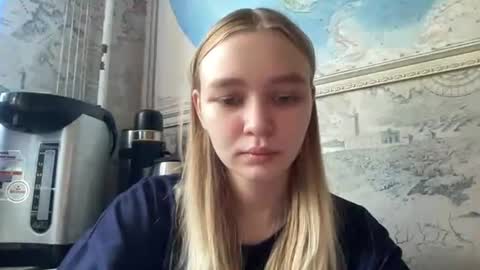 Lei online show from June 23, 2026, 4:54 am