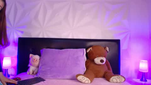 Snapshot of cherrylionn chatting on October 10, 2025, 6:01 am Cherry online show from October 10, 2025, 6:01 am