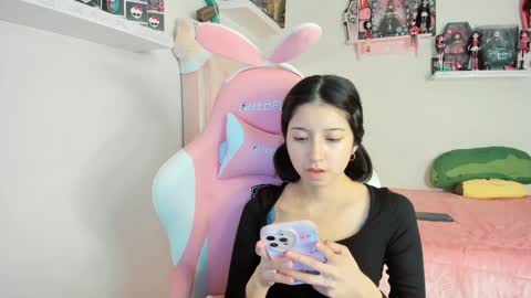 cherrycute666 online show from December 15, 2024, 3:56 am