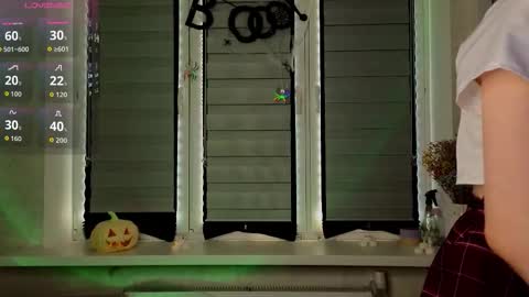 Snapshot of cherrypepperkiss chatting on October 25, 2025, 12:02 pm Lysia online show from October 25, 2025, 12:02 pm