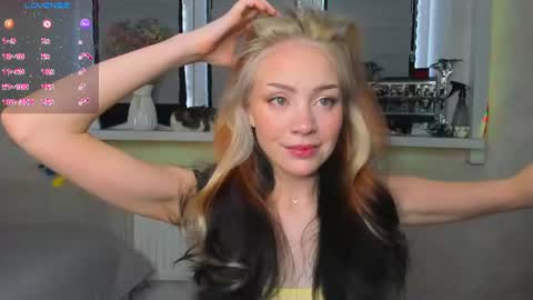 Lysia online show from June 13, 2026, 2:59 pm