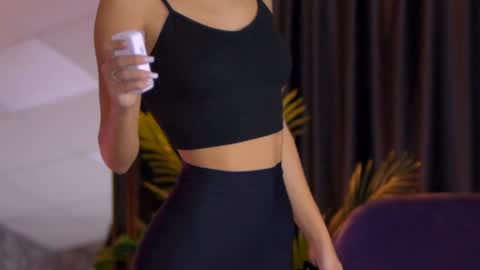 Selena online show from December 13, 2024, 7:43 pm
