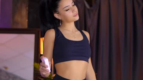 Selena online show from January 9, 2025, 7:40 pm