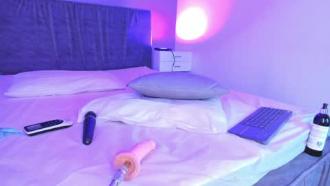 Cherry online show from February 2, 2025, 10:02 am