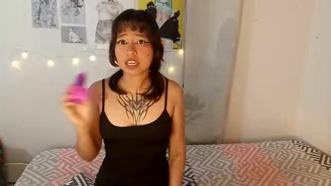 Snapshot of cherrywitchy chatting on December 9, 2024, 12:34 am Cherry online show from December 9, 2024, 12:34 am