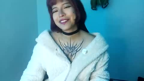 Snapshot of cherrywitchy chatting on January 26, 2025, 2:14 am Cherry online show from January 26, 2025, 2:14 am