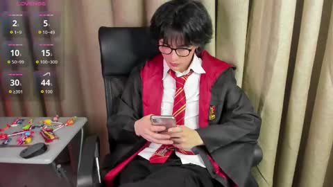 Matias online show from October 31, 2025, 8:43 pm