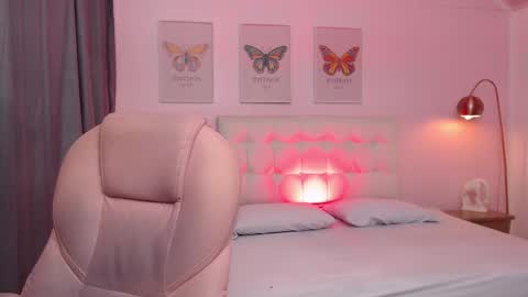 Snapshot of cherryy_summer chatting on November 10, 2025, 10:58 am cherryy_summer online show from November 10, 2025, 10:58 am