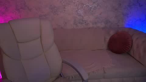 cherryylulu online show from September 22, 2025, 6:37 am