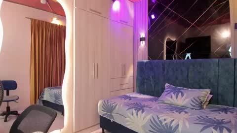 Cherry  Kathalina online show from September 12, 2025, 11:10 am