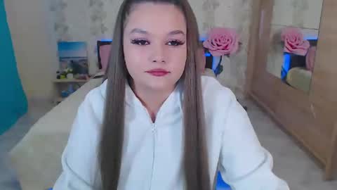 Cherylblosso online show from December 23, 2024, 1:35 pm