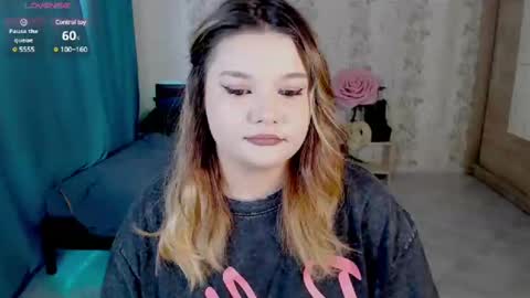 Cherylblosso online show from February 7, 2025, 11:34 am