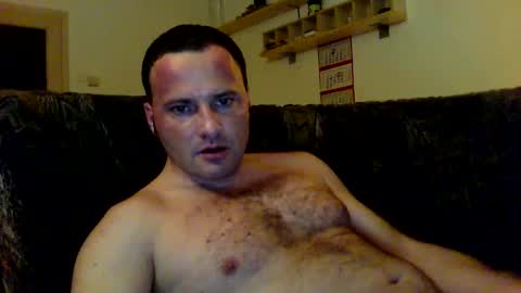 Snapshot of cheryloverboy chatting on December 10, 2024, 12:28 am cheryloverboy online show from December 10, 2024, 12:28 am