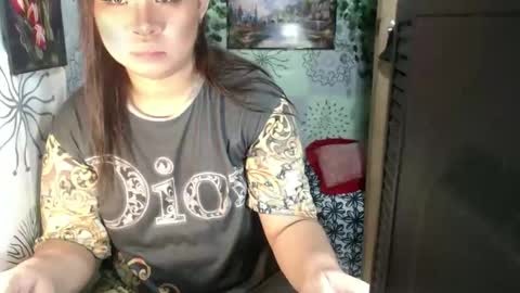 chescahotxxxl online show from December 9, 2024, 10:43 am