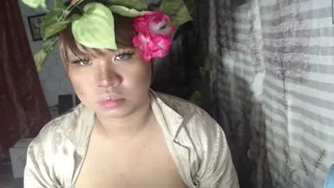 chescahotxxxl online show from July 30, 2026, 10:53 pm