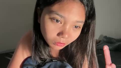 CHESKA CUTE online show from September 19, 2025, 7:36 pm