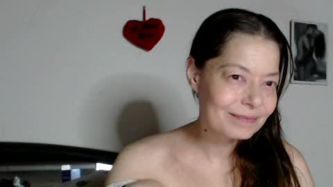 Snapshot of chiara177 chatting on April 5, 2026, 8:17 pm Chiara online show from April 5, 2026, 8:17 pm