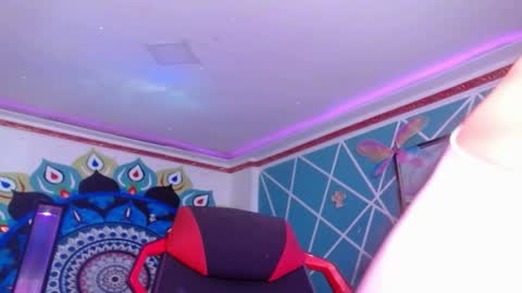 chico_explosivo online show from April 27, 2026, 2:53 am