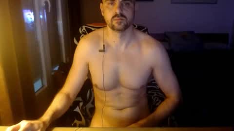 chicocam1983 online show from November 15, 2025, 4:47 pm