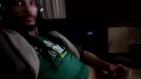 Snapshot of chiefj6izcarezzamatrix chatting on March 3, 2025, 5:42 am chiefJ6mirrorzmatrixmoke online show from March 3, 2025, 5:42 am