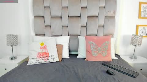 Chiki online show from October 23, 2025, 7:45 pm