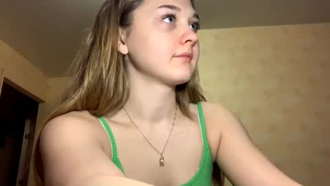 Snapshot of chill_velvet chatting on February 10, 2026, 2:32 pm Sasha online show from February 10, 2026, 2:32 pm