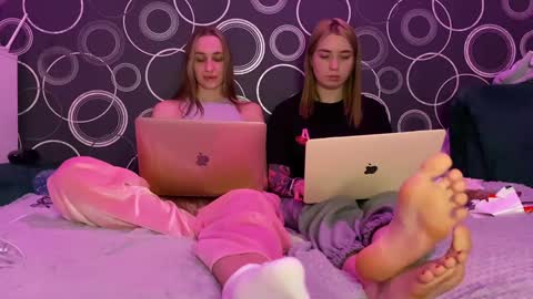 Snapshot of chillgoddess chatting on December 8, 2024, 8:58 pm Goddess Vika - owner of all ur money online show from December 8, 2024, 8:58 pm