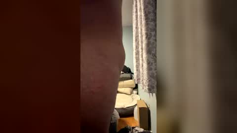 chillguy98326570 online show from August 6, 2026, 4:58 am