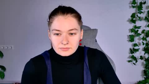 Bella online show from January 18, 2026, 9:02 am