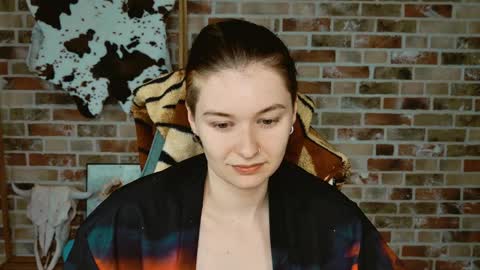 Snapshot of chillsnail_bro chatting on May 5, 2026, 5:59 am Bella online show from May 5, 2026, 5:59 am