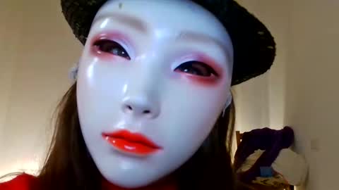 yoursensualparadise online show from February 4, 2025, 1:13 am