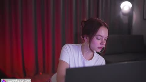 Snapshot of chillwithstacy chatting on September 25, 2025, 9:51 pm chillwithstacy online show from September 25, 2025, 9:51 pm