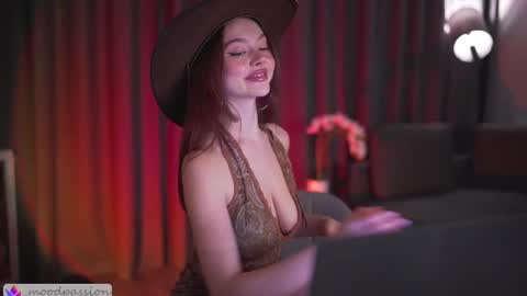 Snapshot of chillwithstacy chatting on September 28, 2025, 7:30 pm chillwithstacy online show from September 28, 2025, 7:30 pm