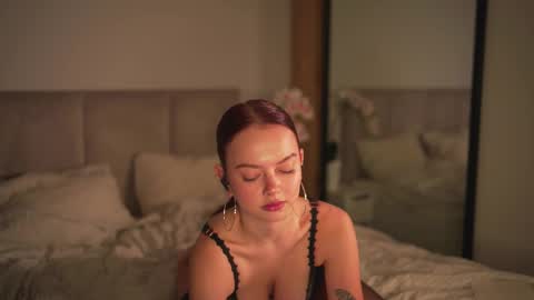 Snapshot of chillwithstacy chatting on October 15, 2025, 9:04 pm chillwithstacy online show from October 15, 2025, 9:04 pm