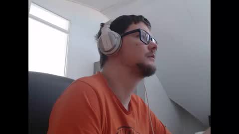 chillzonecam online show from September 22, 2025, 11:01 am