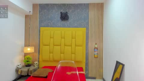 chimi88 online show from November 5, 2025, 12:27 pm