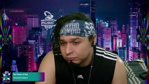 Snapshot of chinoroz chatting on February 26, 2025, 1:21 am Enrique online show from February 26, 2025, 1:21 am