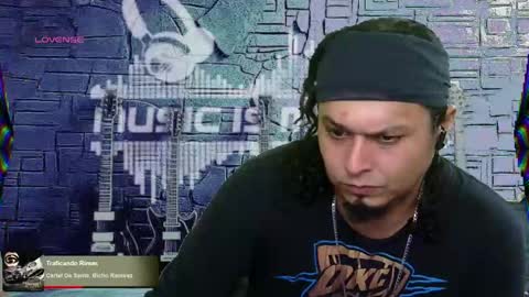 Snapshot of chinoroz chatting on February 26, 2025, 5:17 pm Enrique online show from February 26, 2025, 5:17 pm