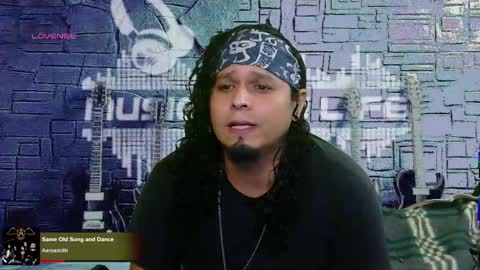 Snapshot of chinoroz chatting on February 27, 2025, 6:29 am Enrique online show from February 27, 2025, 6:29 am