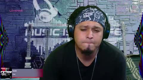 Snapshot of chinoroz chatting on February 27, 2025, 12:34 pm Enrique online show from February 27, 2025, 12:34 pm