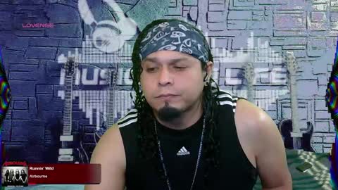 Snapshot of chinoroz chatting on March 2, 2025, 5:33 am Enrique online show from March 2, 2025, 5:33 am