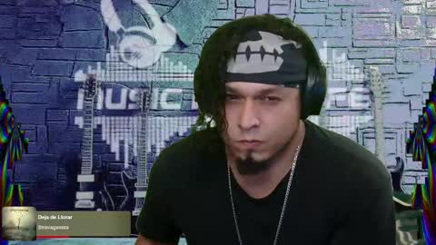 Snapshot of chinoroz chatting on March 5, 2025, 9:15 pm Enrique online show from March 5, 2025, 9:15 pm