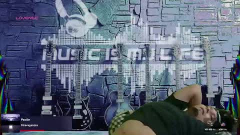 Snapshot of chinoroz chatting on March 6, 2025, 1:48 am Enrique online show from March 6, 2025, 1:48 am