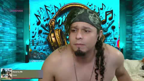 Snapshot of chinoroz chatting on March 12, 2025, 8:30 am Enrique online show from March 12, 2025, 8:30 am